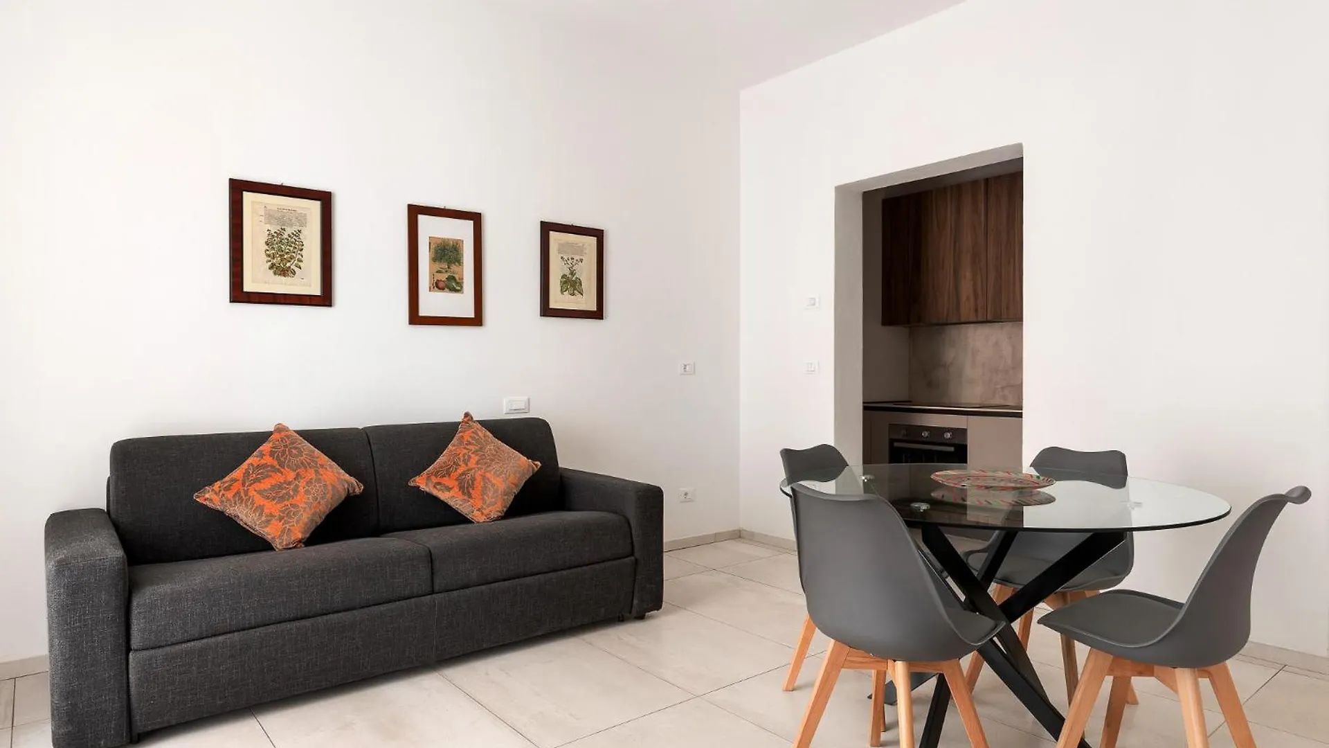 Apartment Le Dodici Porte - Porta San Felice 8 By Bologna District